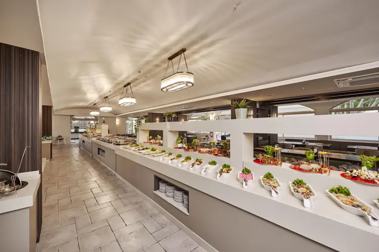 Restoran & Bar 2/2