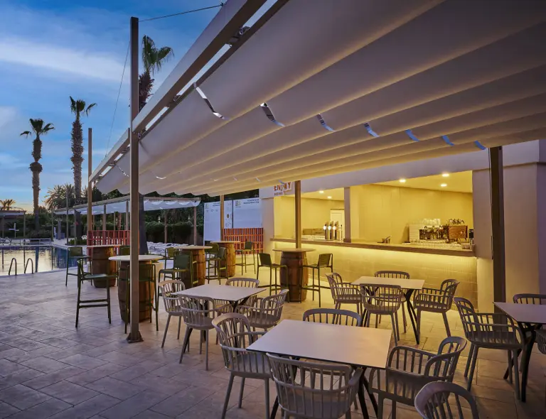 Restoran &amp; Bar